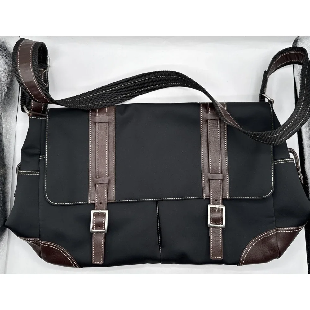 Levenger Nylon Crossbody Messenger‎ Bag Black Leather Trim Laptop